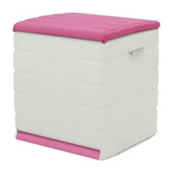 PLASTIKEN Coffre Cadenassable Avec Roulettes - 190 L - Fonctionnel Et Esthétique - Beige Et Fushia